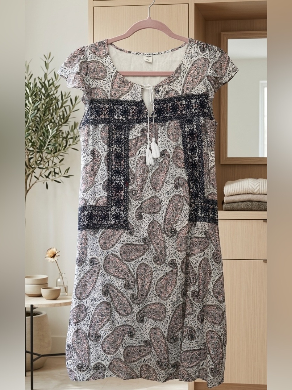 Old Navy White Paisley Tie-Front Boho Dress with Navy and Coral Accents